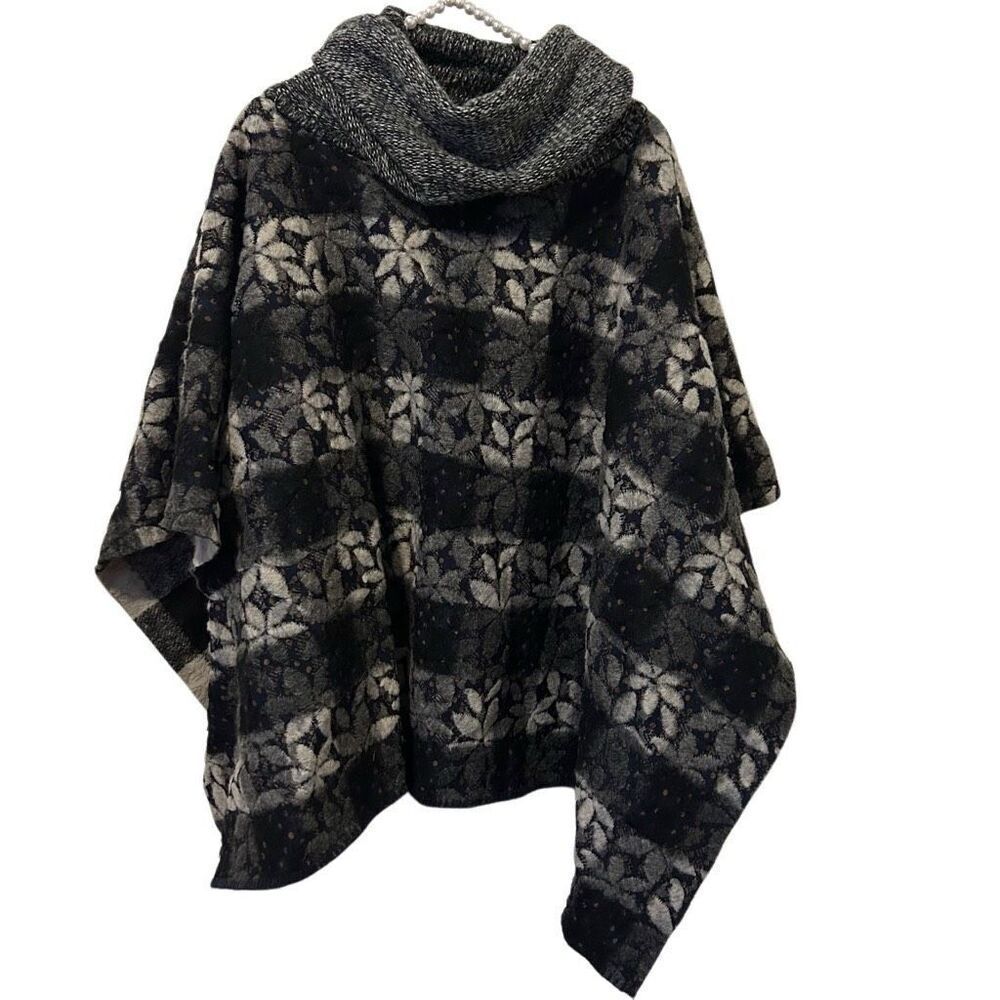 ANTHROPOLOGIE Poncho WINTERTIDE Sweater REVERSIBLE Floral Checked OS cape